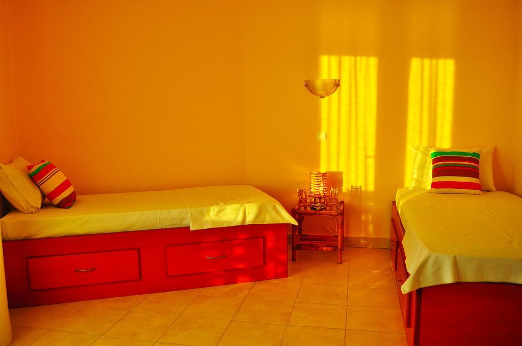 Pyrgos Zante Suites Alykanas  Extérieur photo