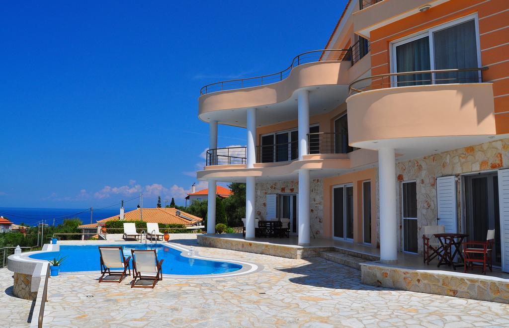 Pyrgos Zante Suites Alykanas  Extérieur photo