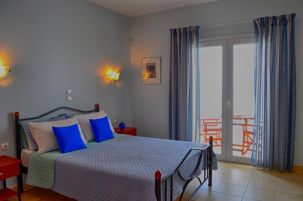 Pyrgos Zante Suites Alykanas  Extérieur photo