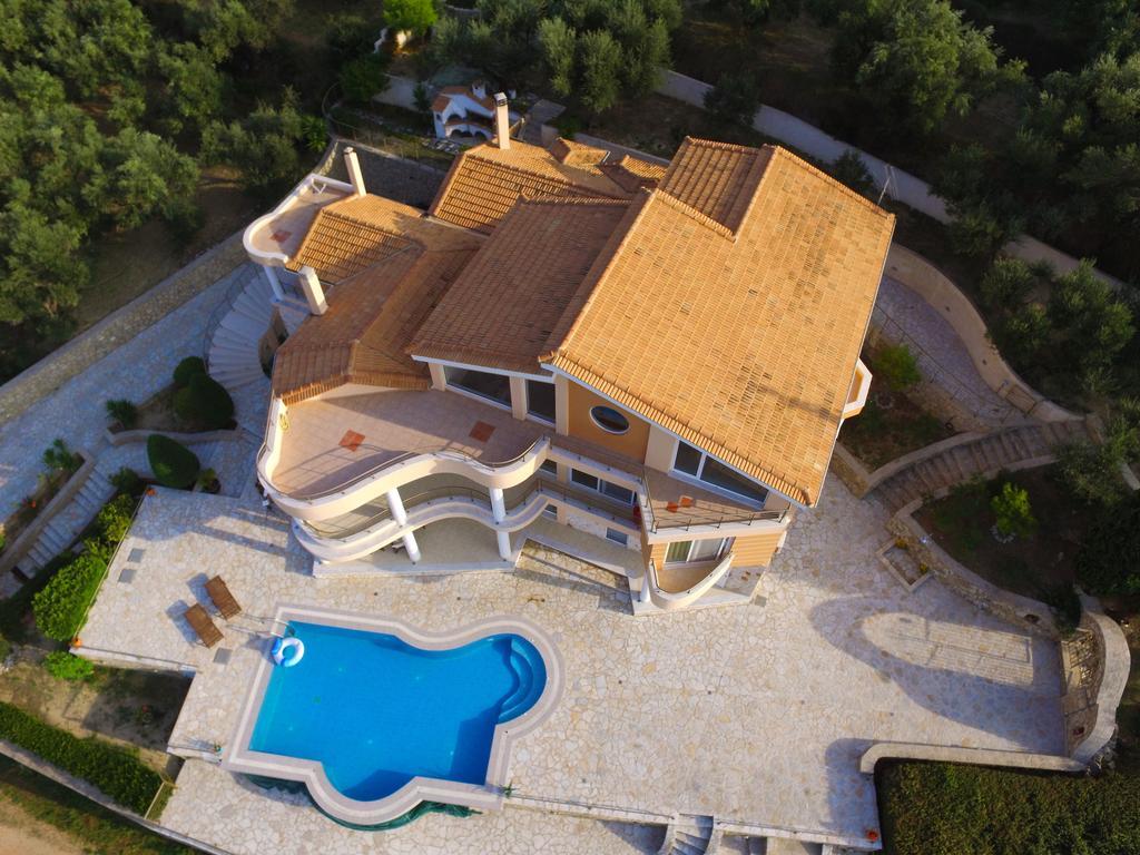 Pyrgos Zante Suites Alykanas  Extérieur photo